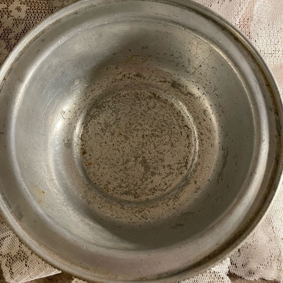 Vintage Buenilum Casserole - Picture 3 of 5